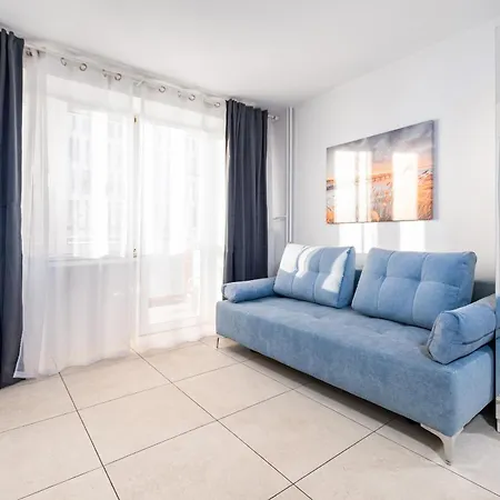 Pulawska By Your Freedom Varsóvia