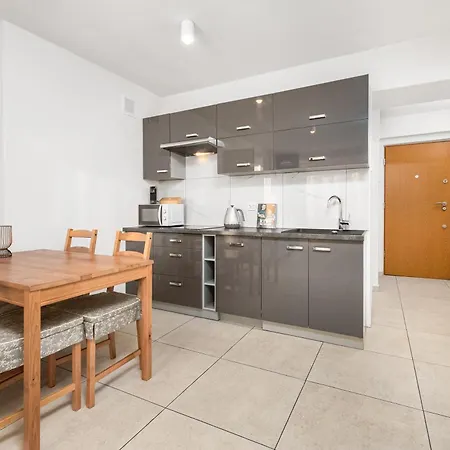 Daire Pulawska By Your Freedom Varşova